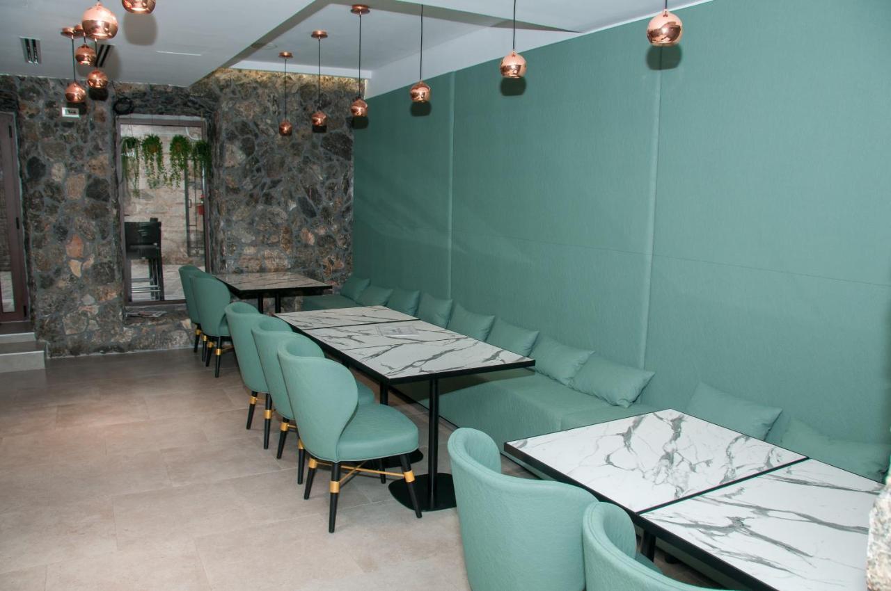Hotel Astoria Budva Eksteriør billede
