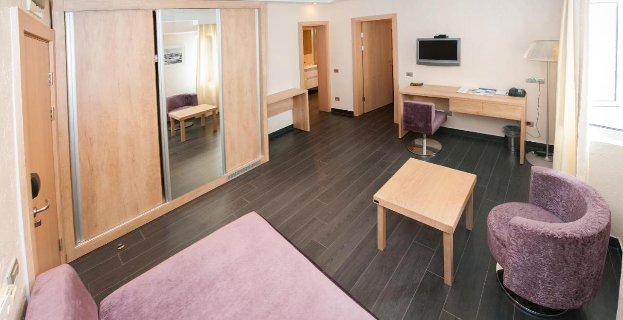Hotel Astoria Budva Eksteriør billede