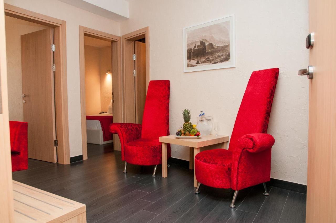 Hotel Astoria Budva Eksteriør billede