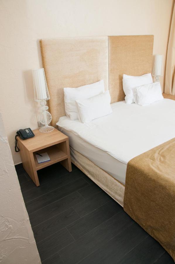 Hotel Astoria Budva Eksteriør billede