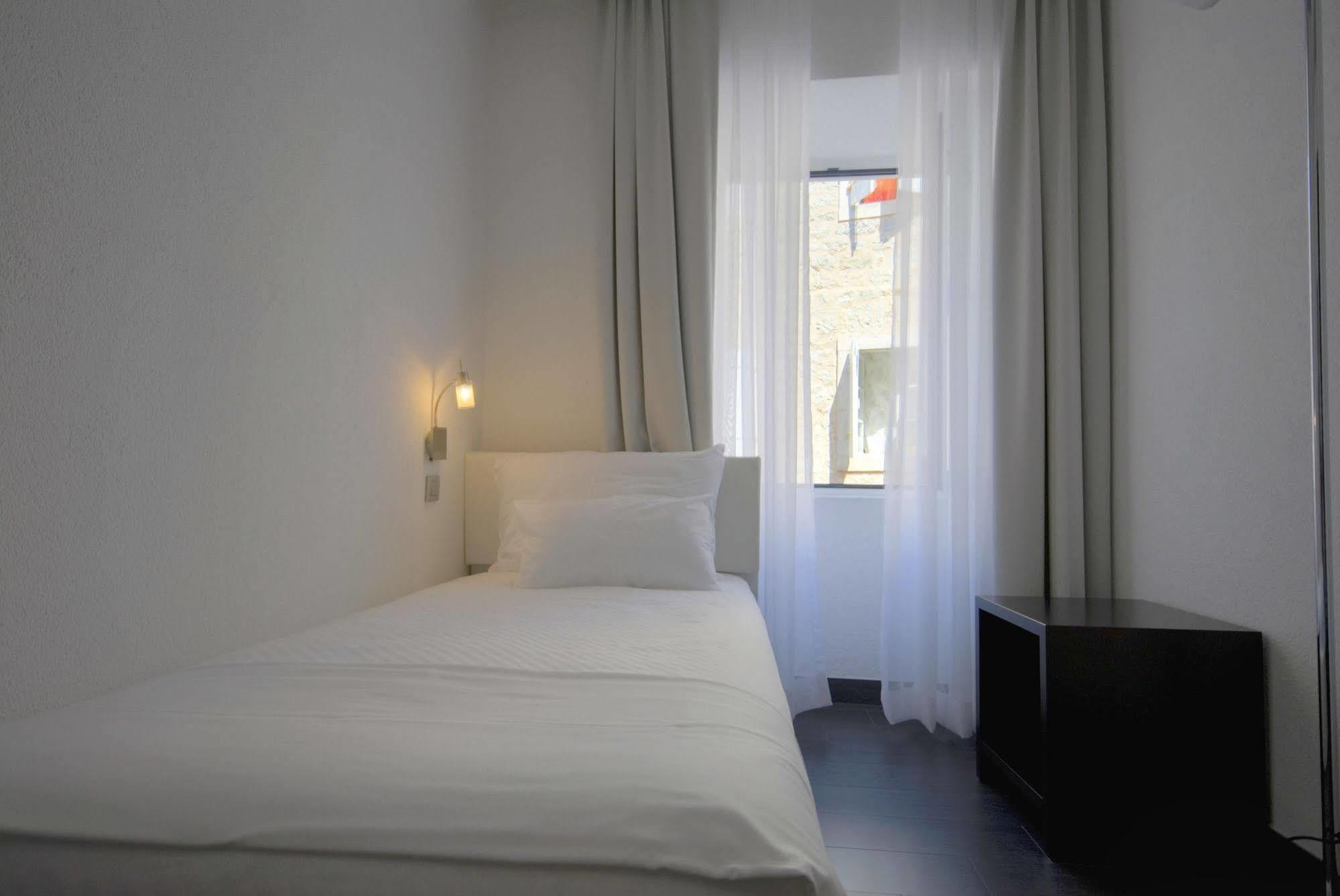 Hotel Astoria Budva Eksteriør billede